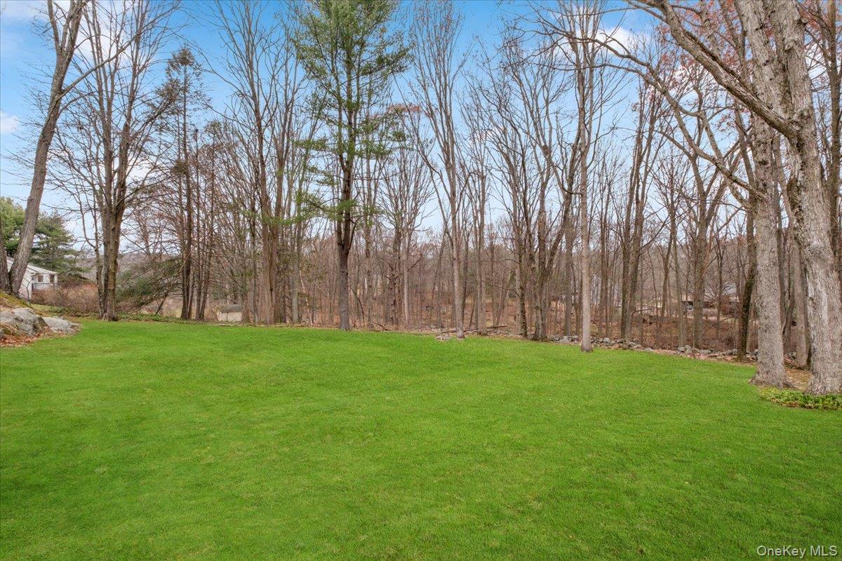 44 McNair Drive, Mahopac, NY 10541