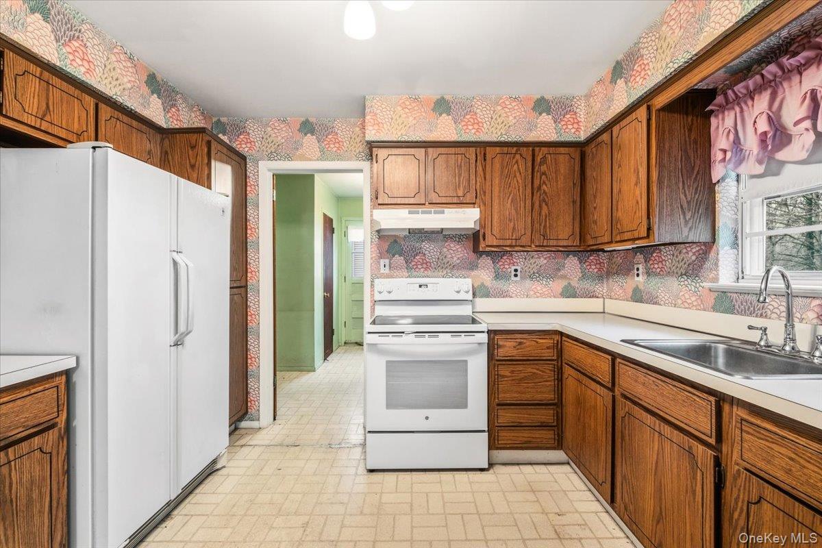 44 McNair Drive, Mahopac, NY 10541