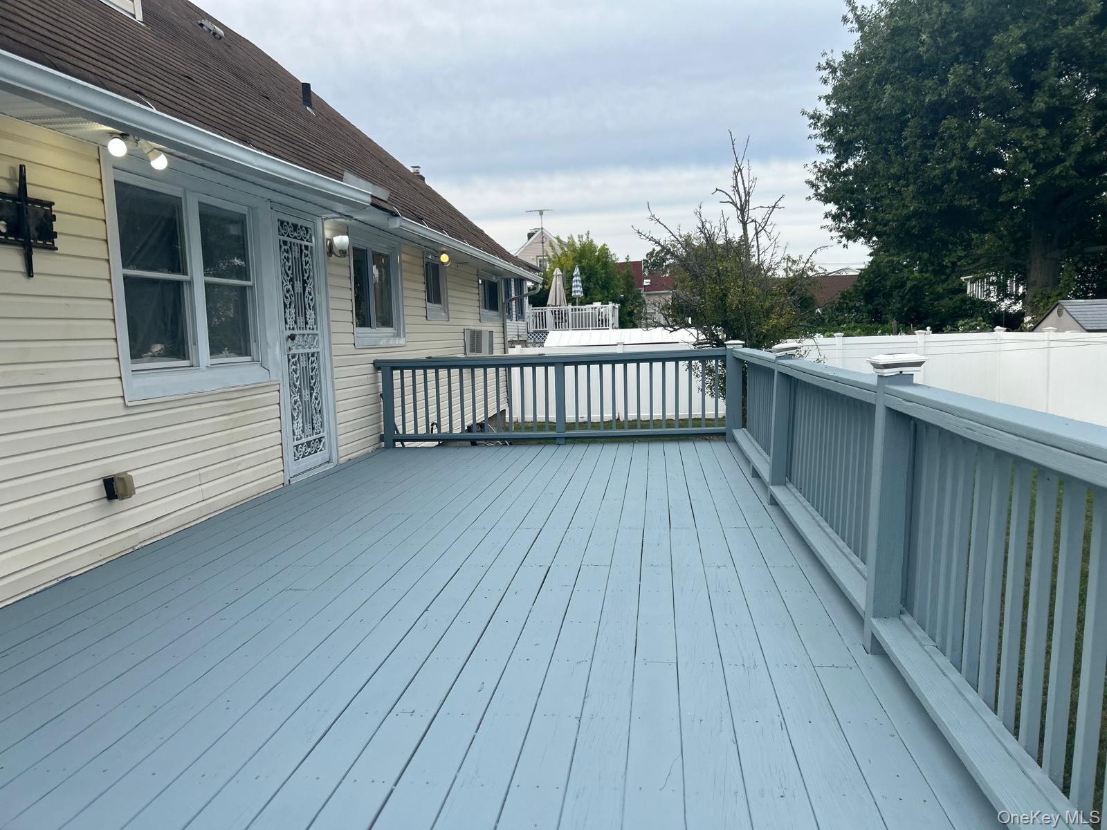 209 Nassau Avenue, Freeport, NY 11520