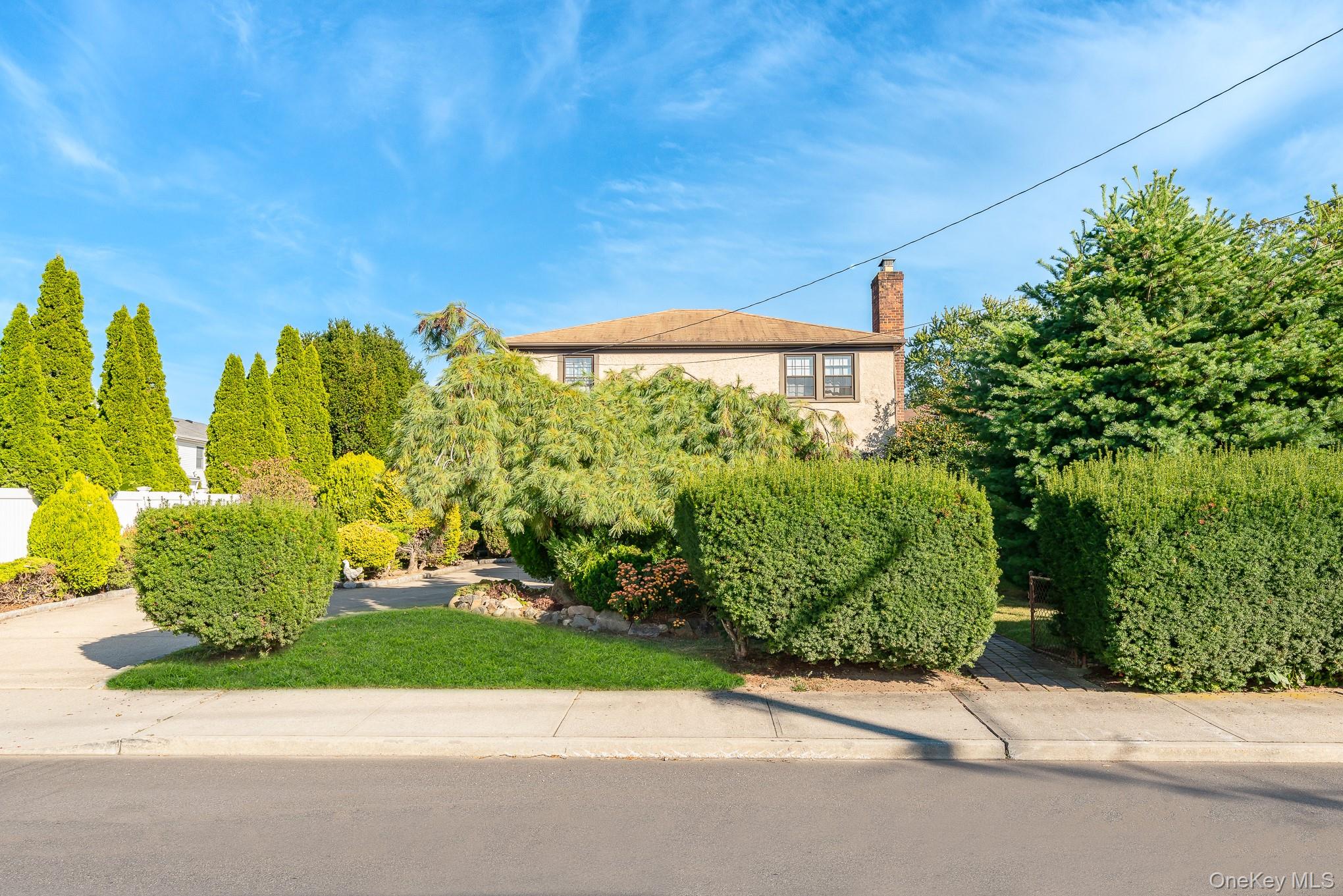 1427 Washington Avenue, Seaford, NY 11783