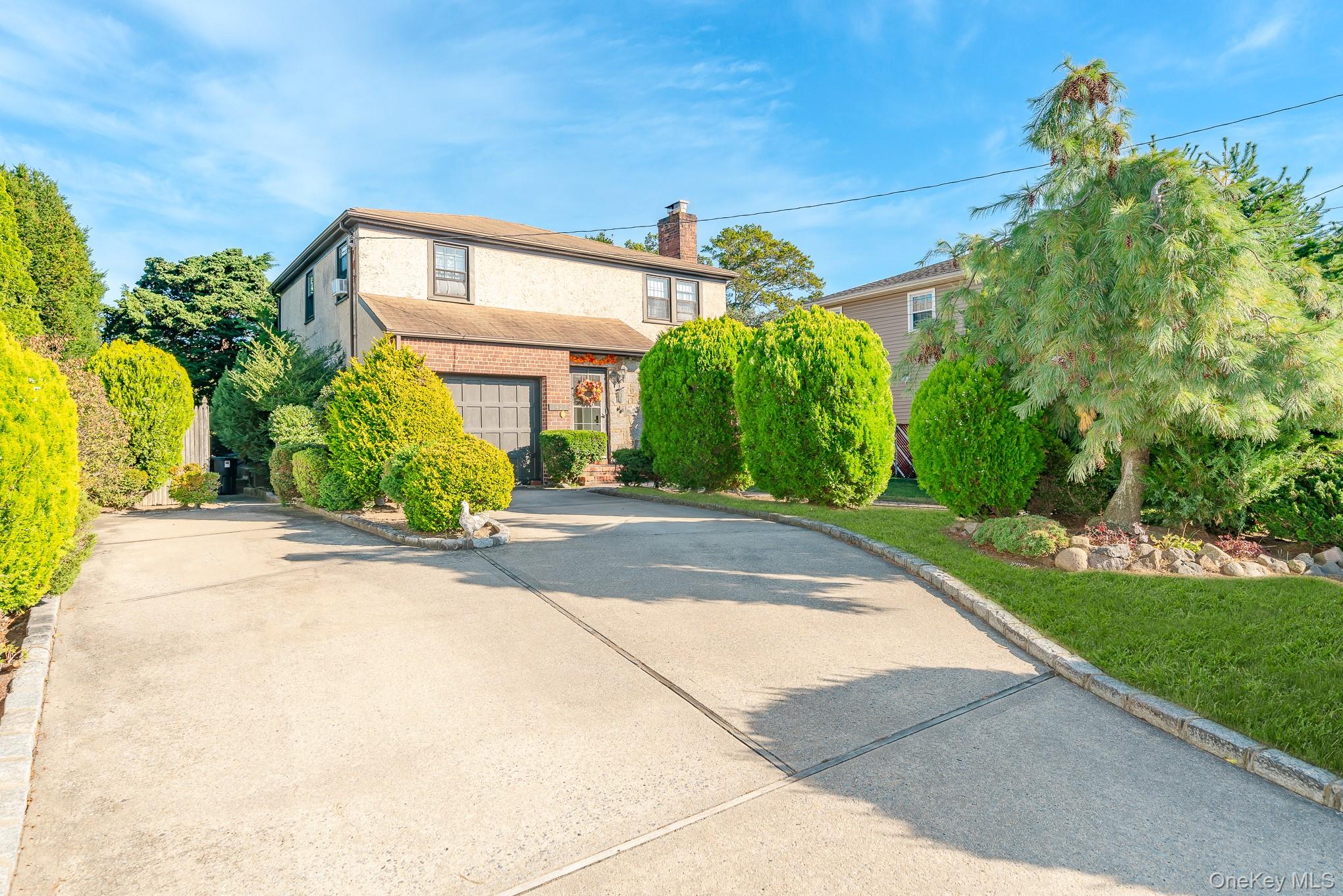 1427 Washington Avenue, Seaford, NY 11783