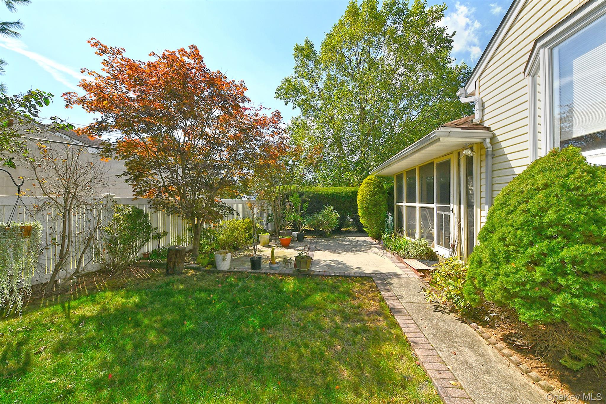 1483 Crown Street, Wantagh, NY 11793