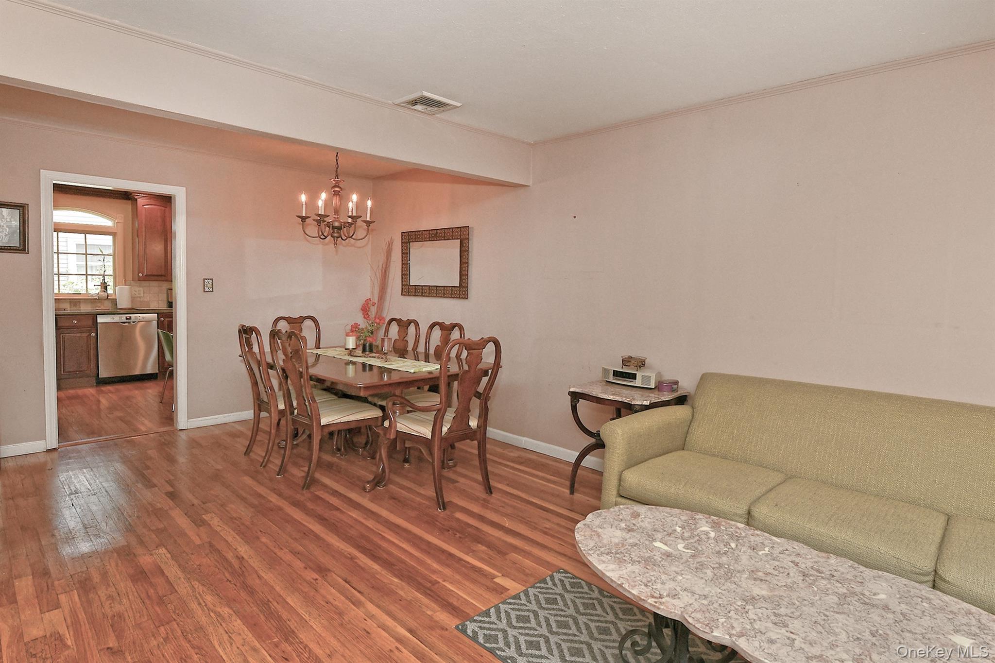 1483 Crown Street, Wantagh, NY 11793