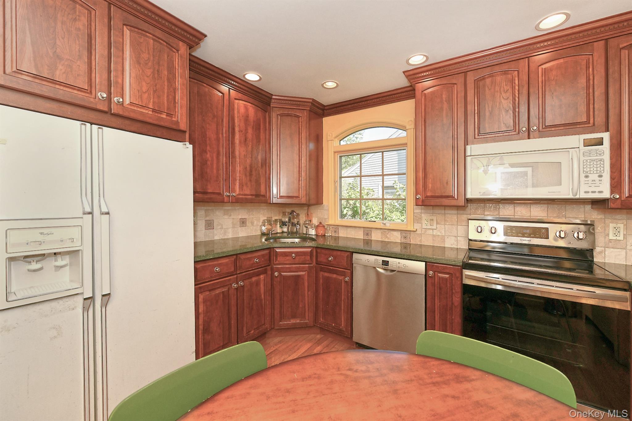 1483 Crown Street, Wantagh, NY 11793