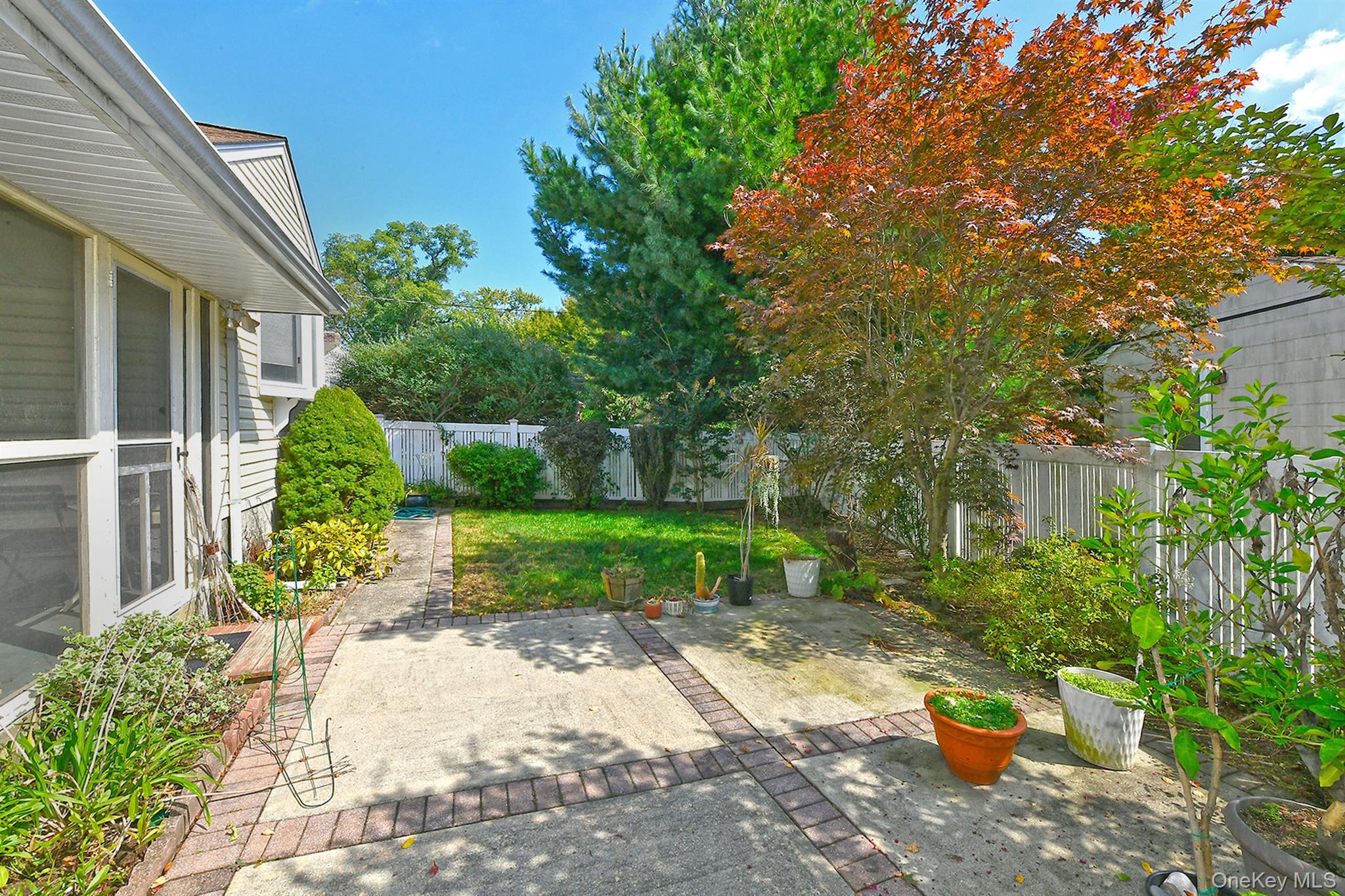 1483 Crown Street, Wantagh, NY 11793