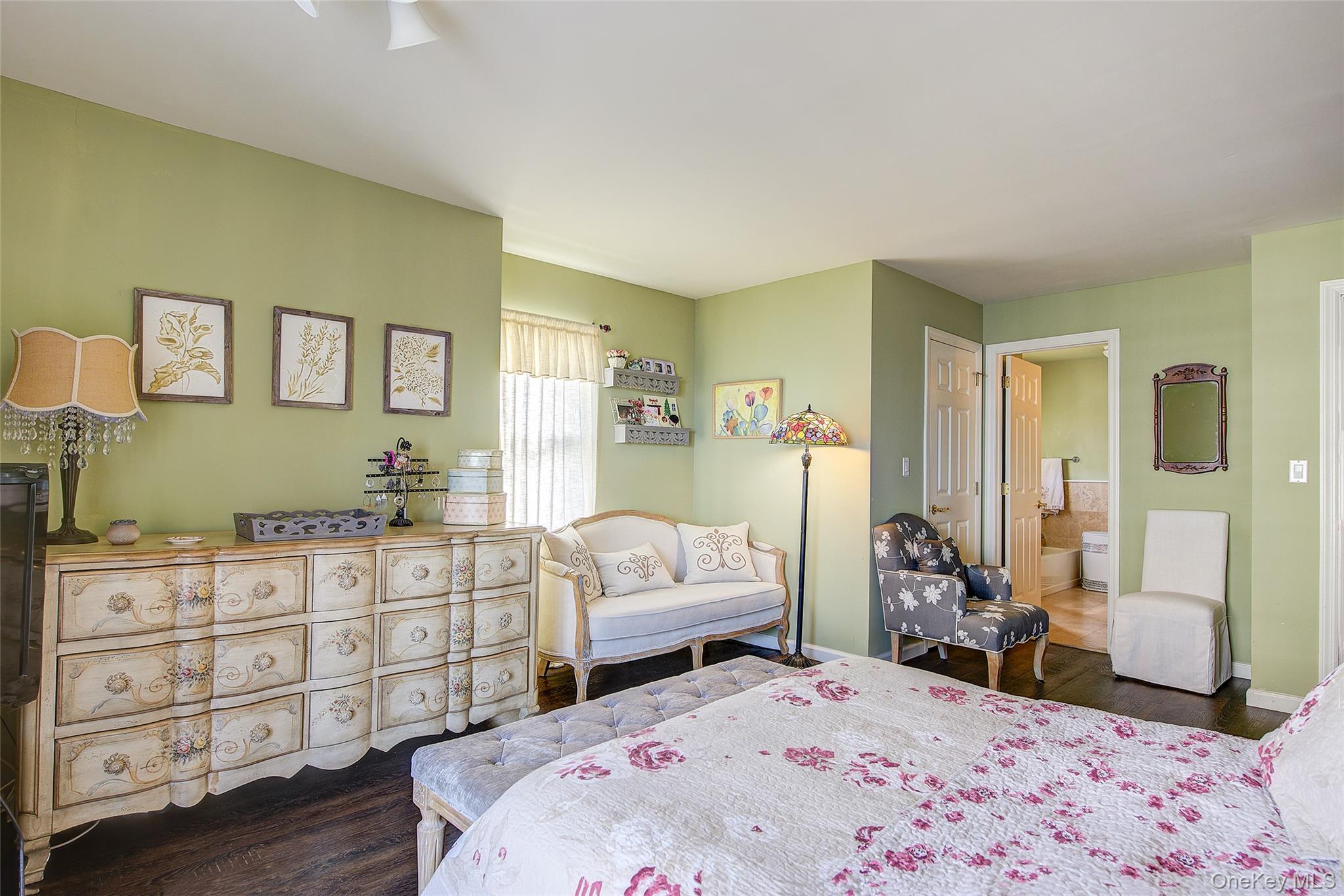 168-03 Powells Cove Boulevard # 13, Beechhurst, NY 11357