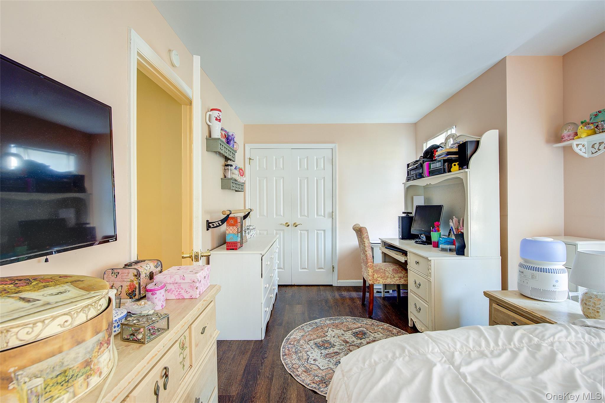 168-03 Powells Cove Boulevard # 13, Beechhurst, NY 11357