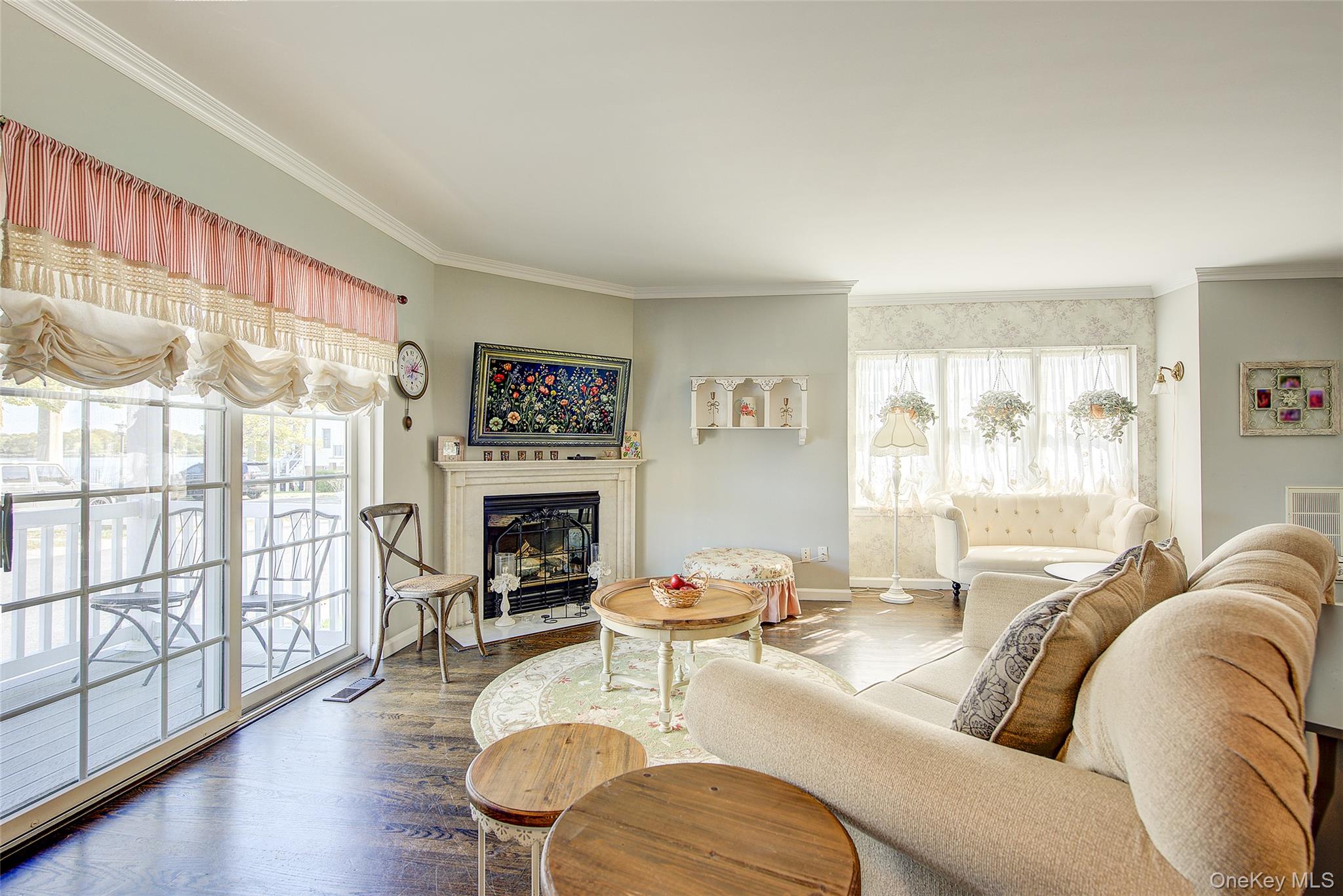 168-03 Powells Cove Boulevard # 13, Beechhurst, NY 11357