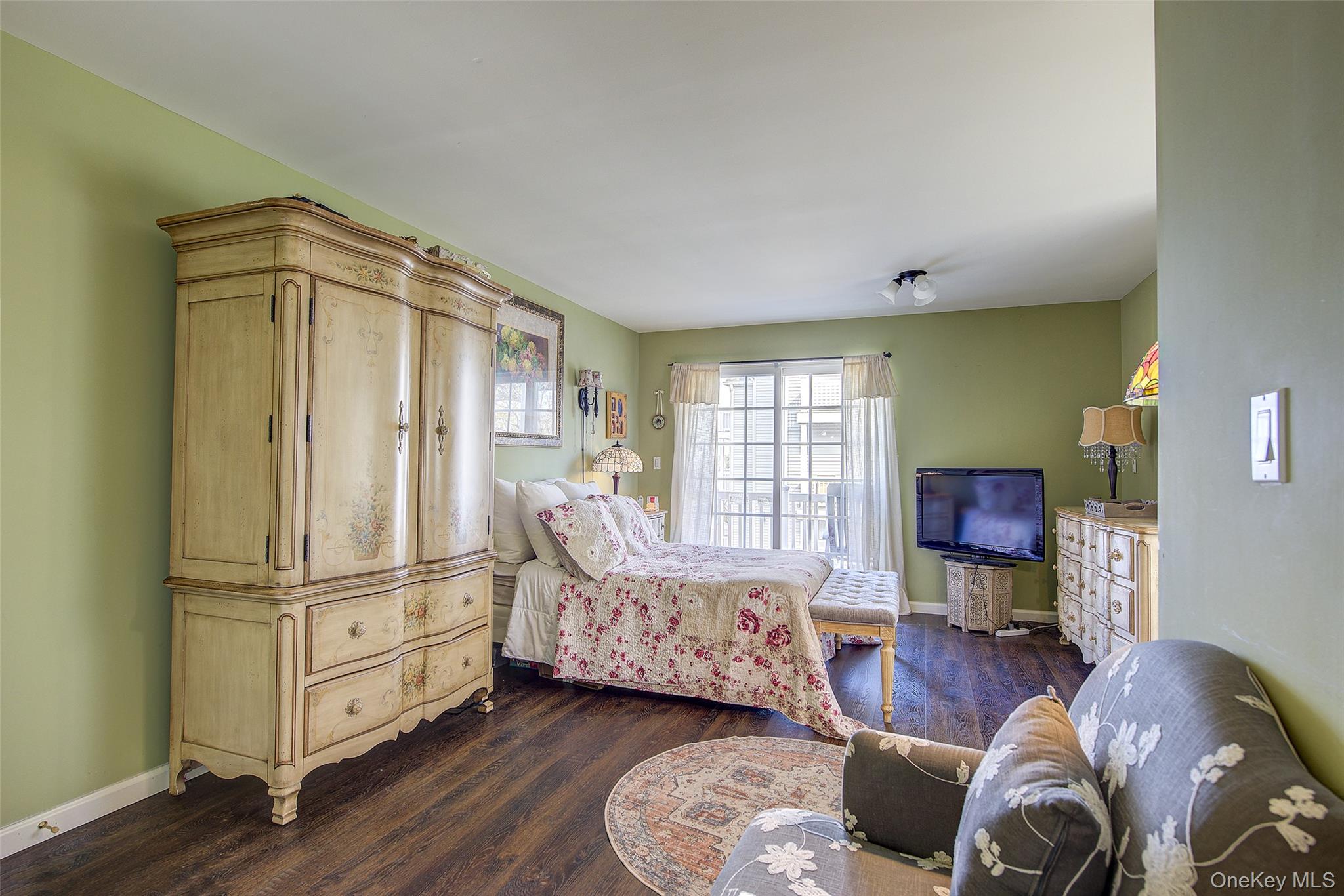 168-03 Powells Cove Boulevard # 13, Beechhurst, NY 11357