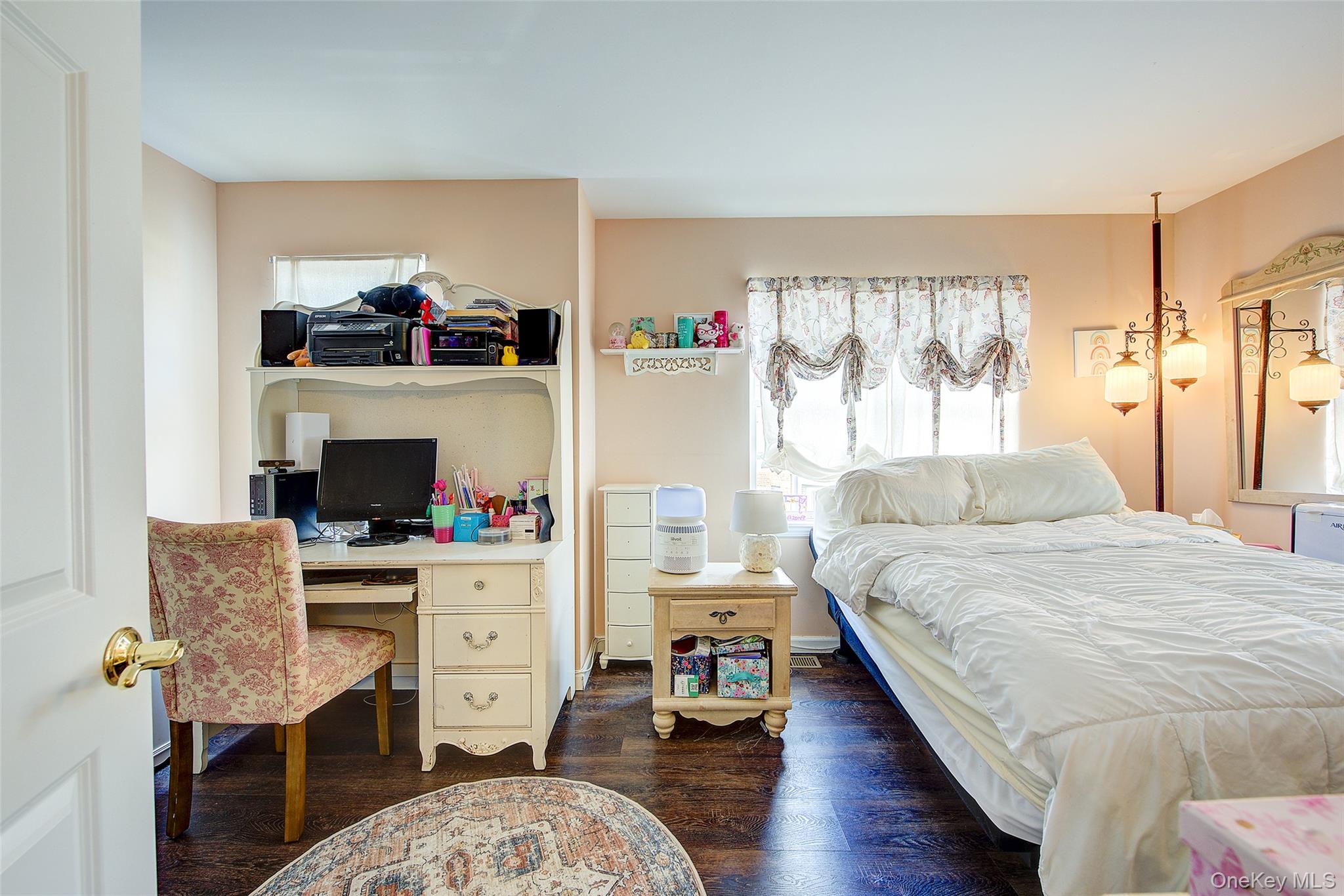 168-03 Powells Cove Boulevard # 13, Beechhurst, NY 11357