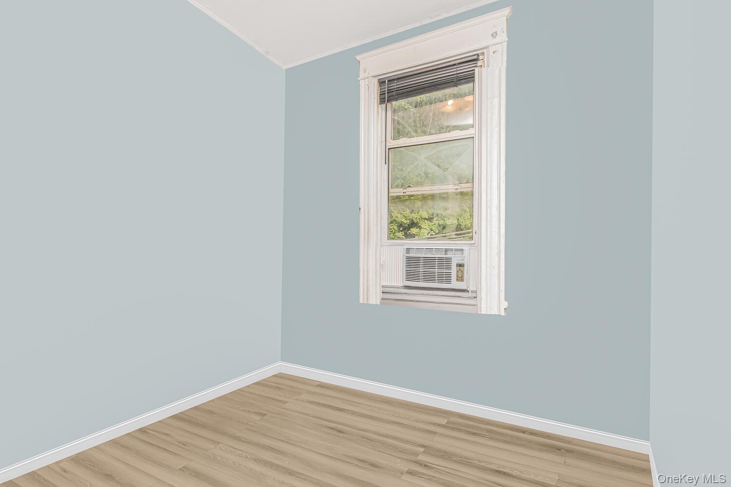 338 Ashburton Avenue, Yonkers, NY 10701