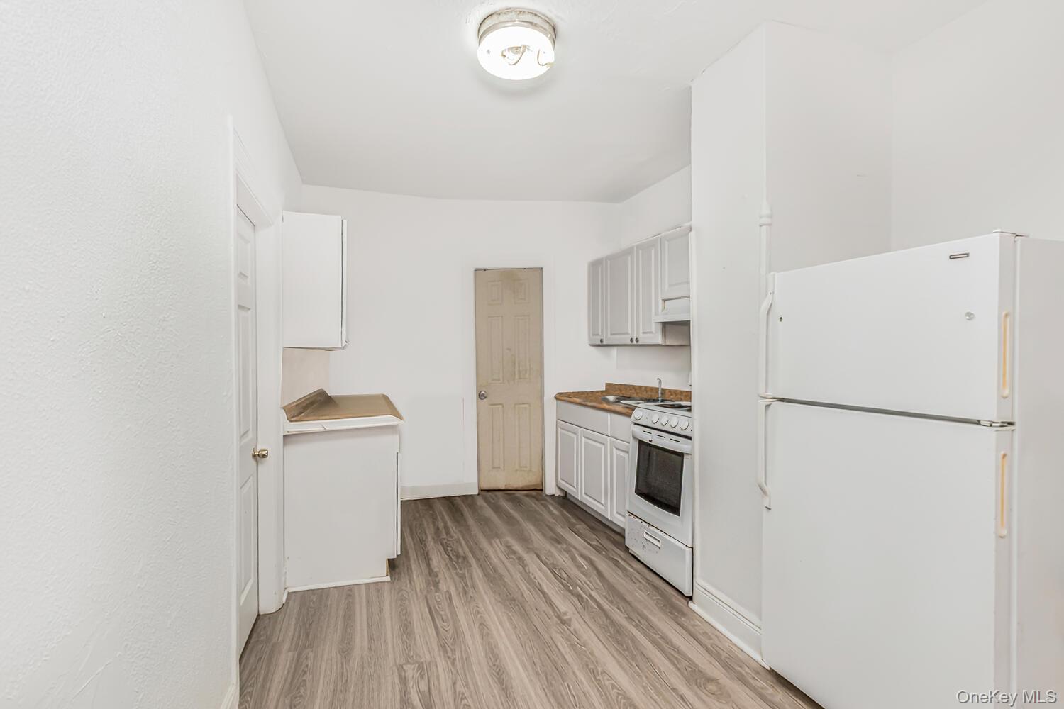 338 Ashburton Avenue, Yonkers, NY 10701