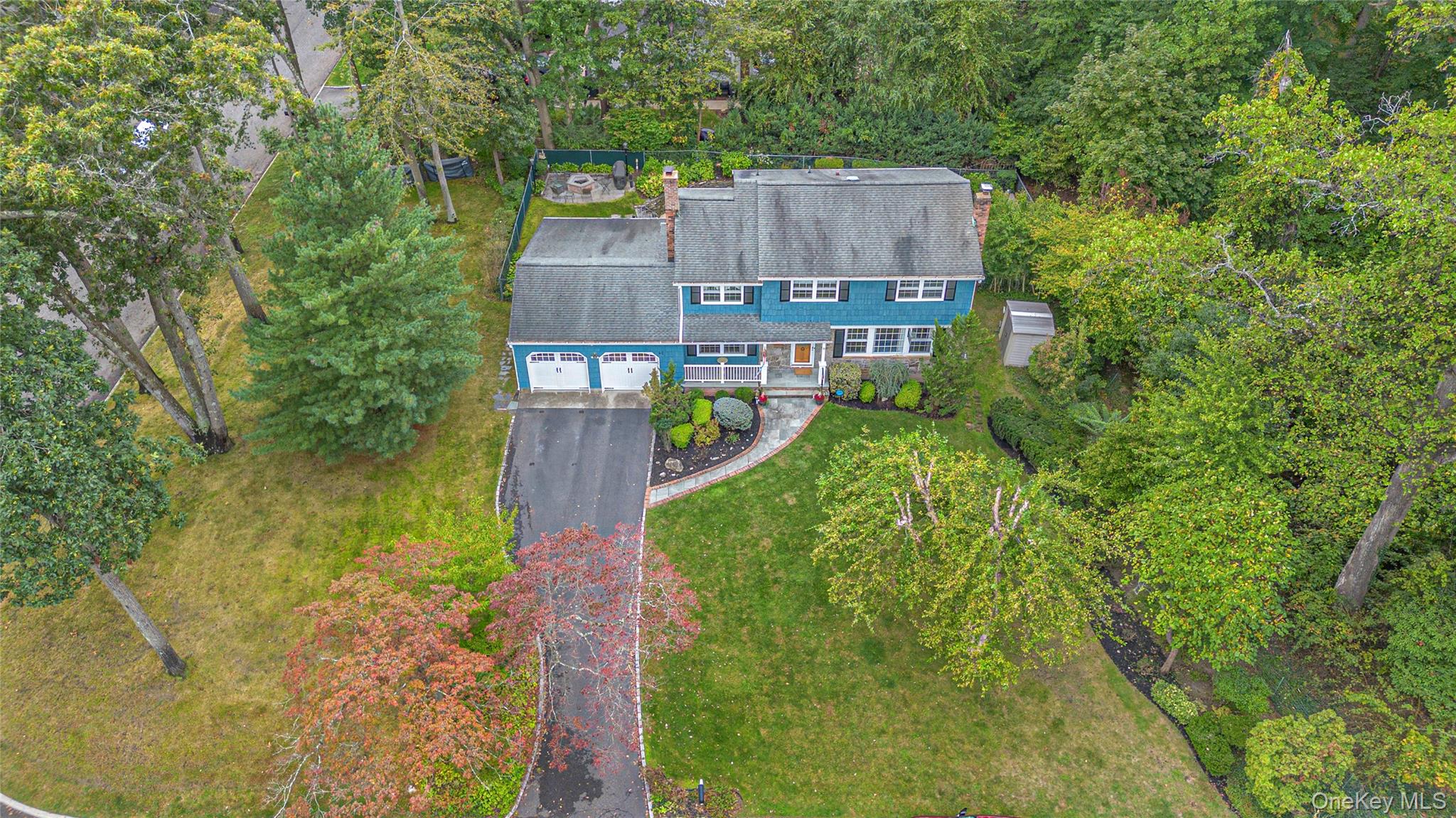 60 Oak Street, Smithtown, NY 11787