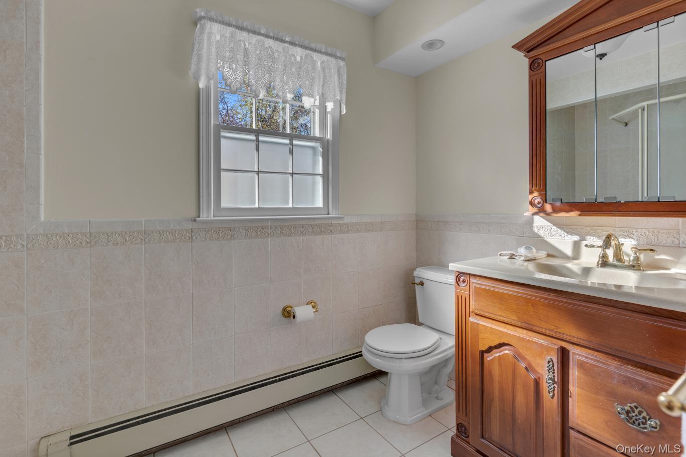 60 Oak Street, Smithtown, NY 11787