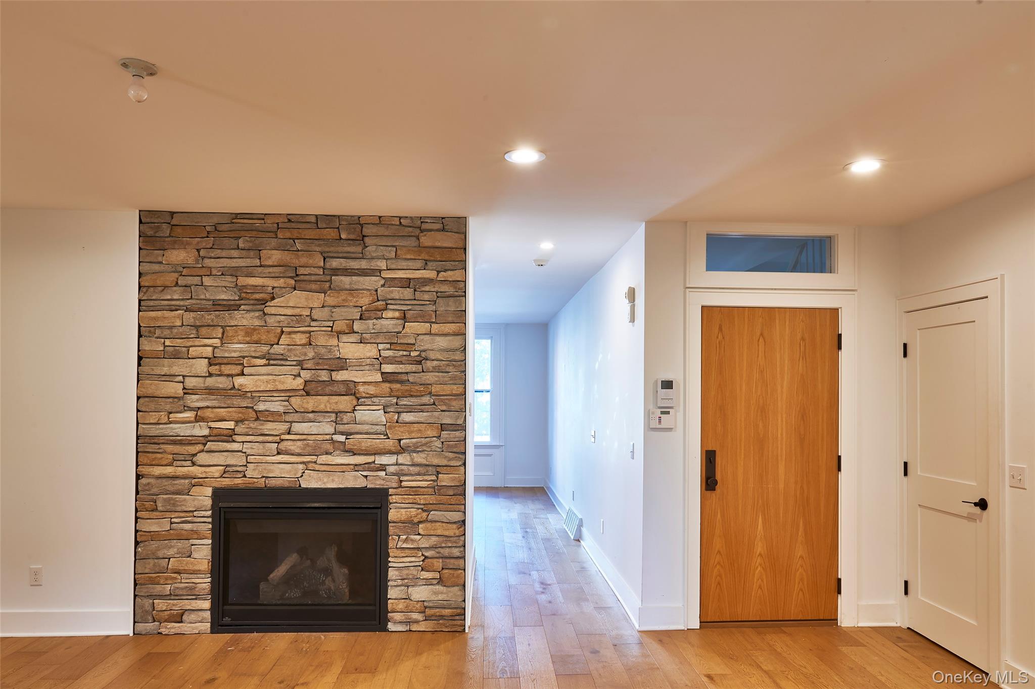 125 Warren Street, Hudson, NY 12534