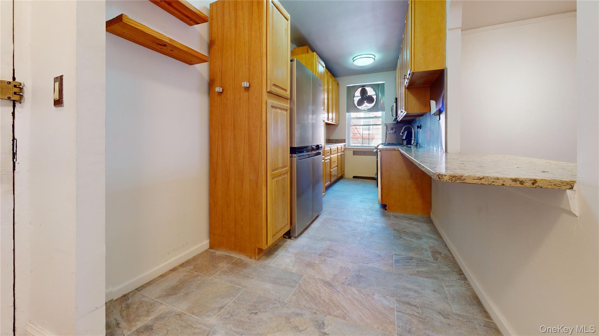 2160 Bronx Park E # 6J, Bronx, NY 10462