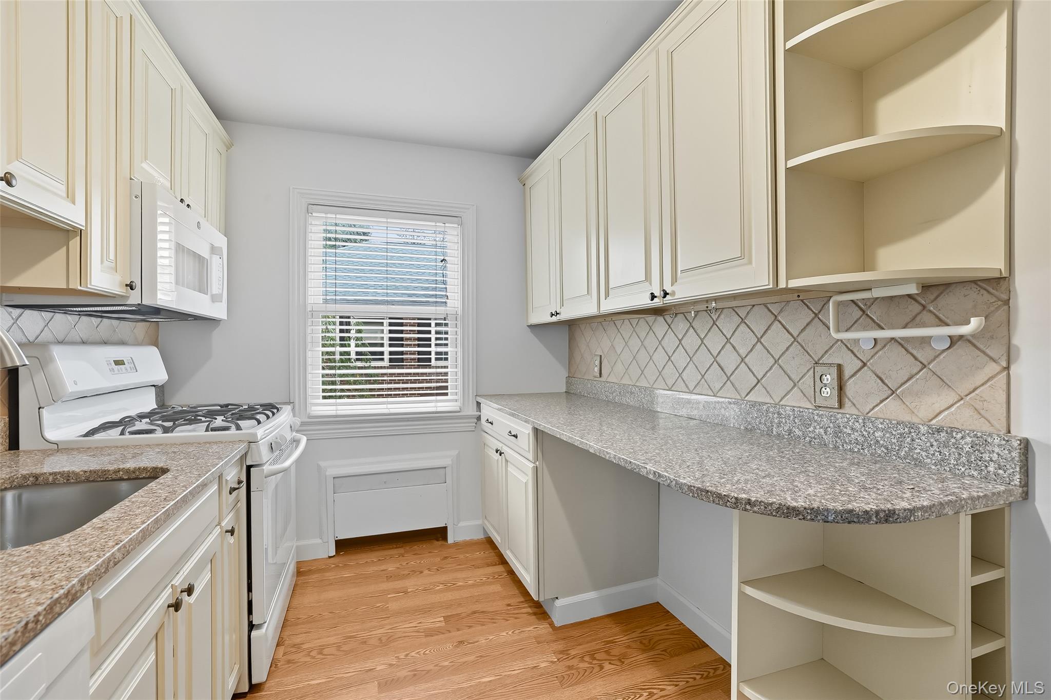 15 Chestnut Street # A4, Rye, NY 10580