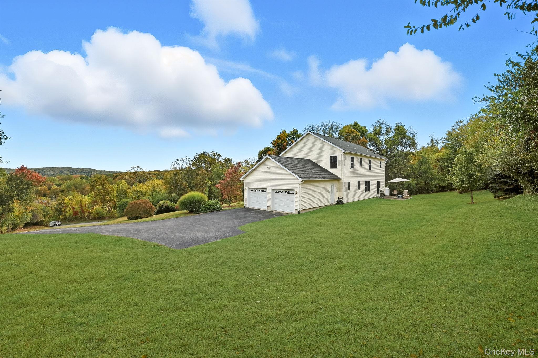 400 Bullet Hole Road, Mahopac, NY 10541