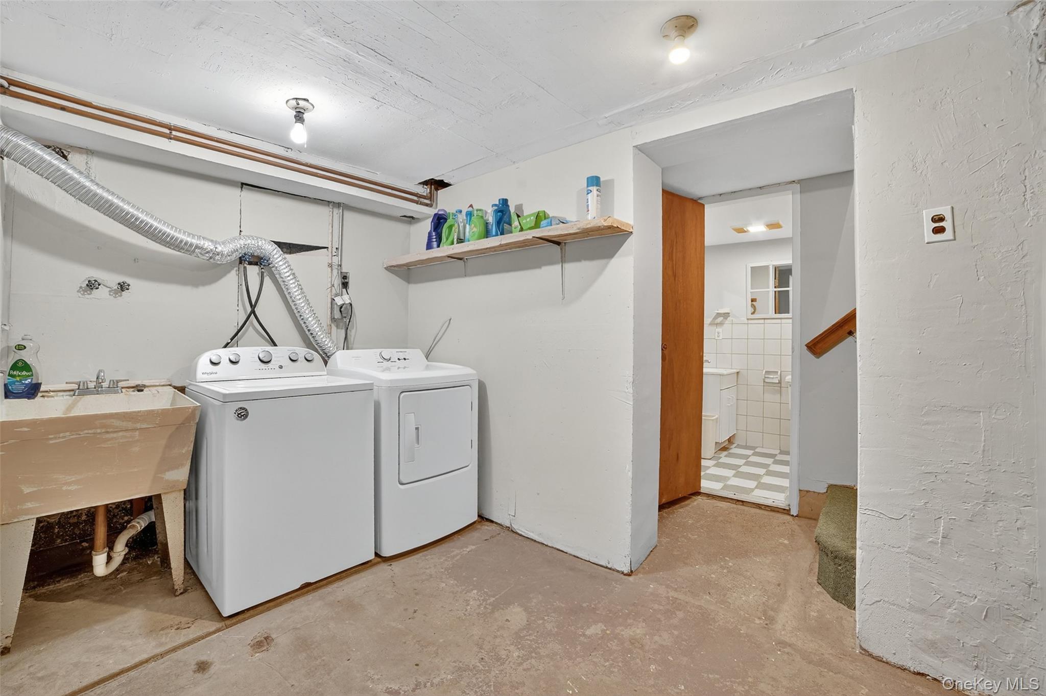 23 Mansion Avenue, Yonkers, NY 10704