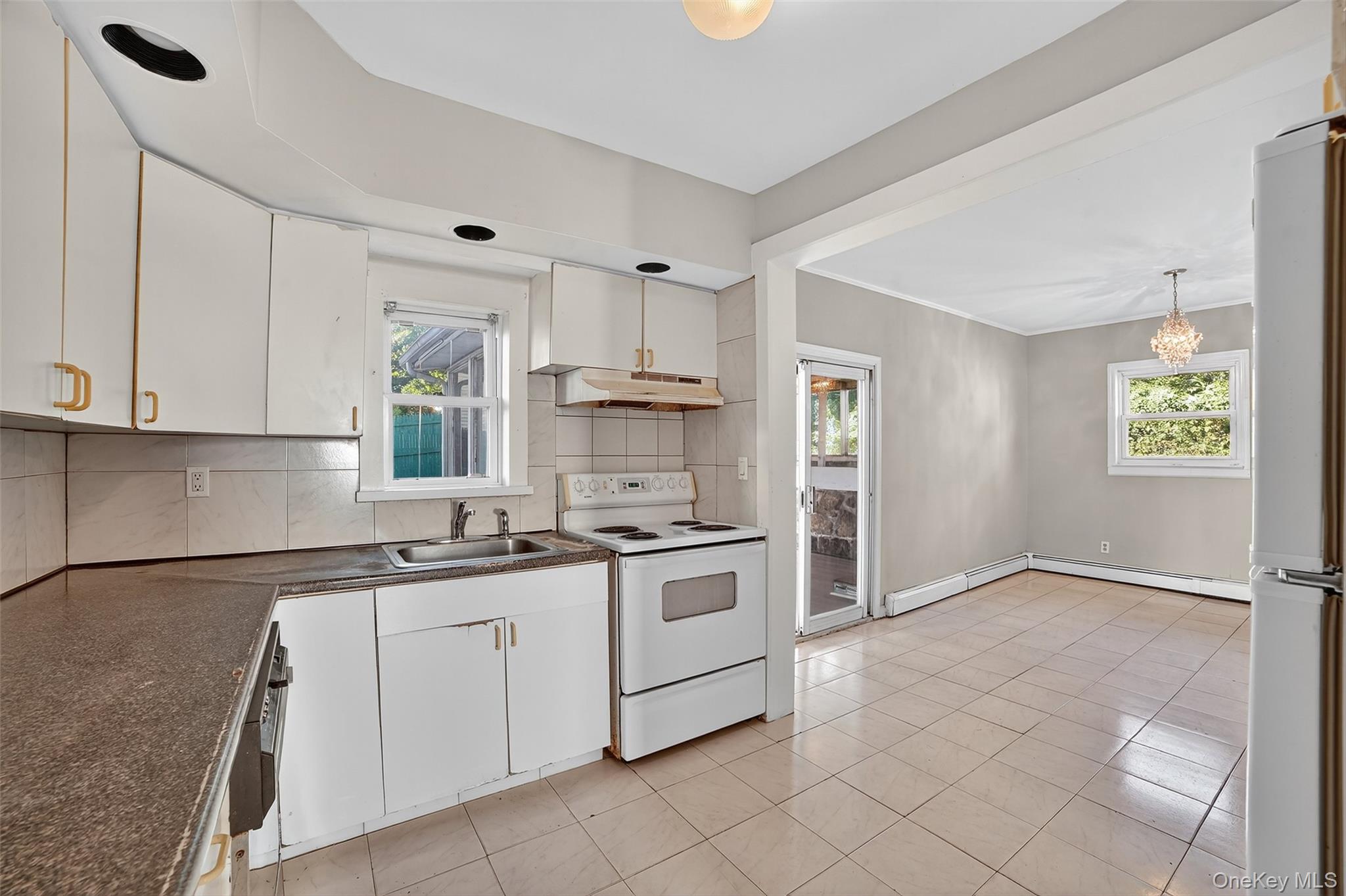 23 Mansion Avenue, Yonkers, NY 10704