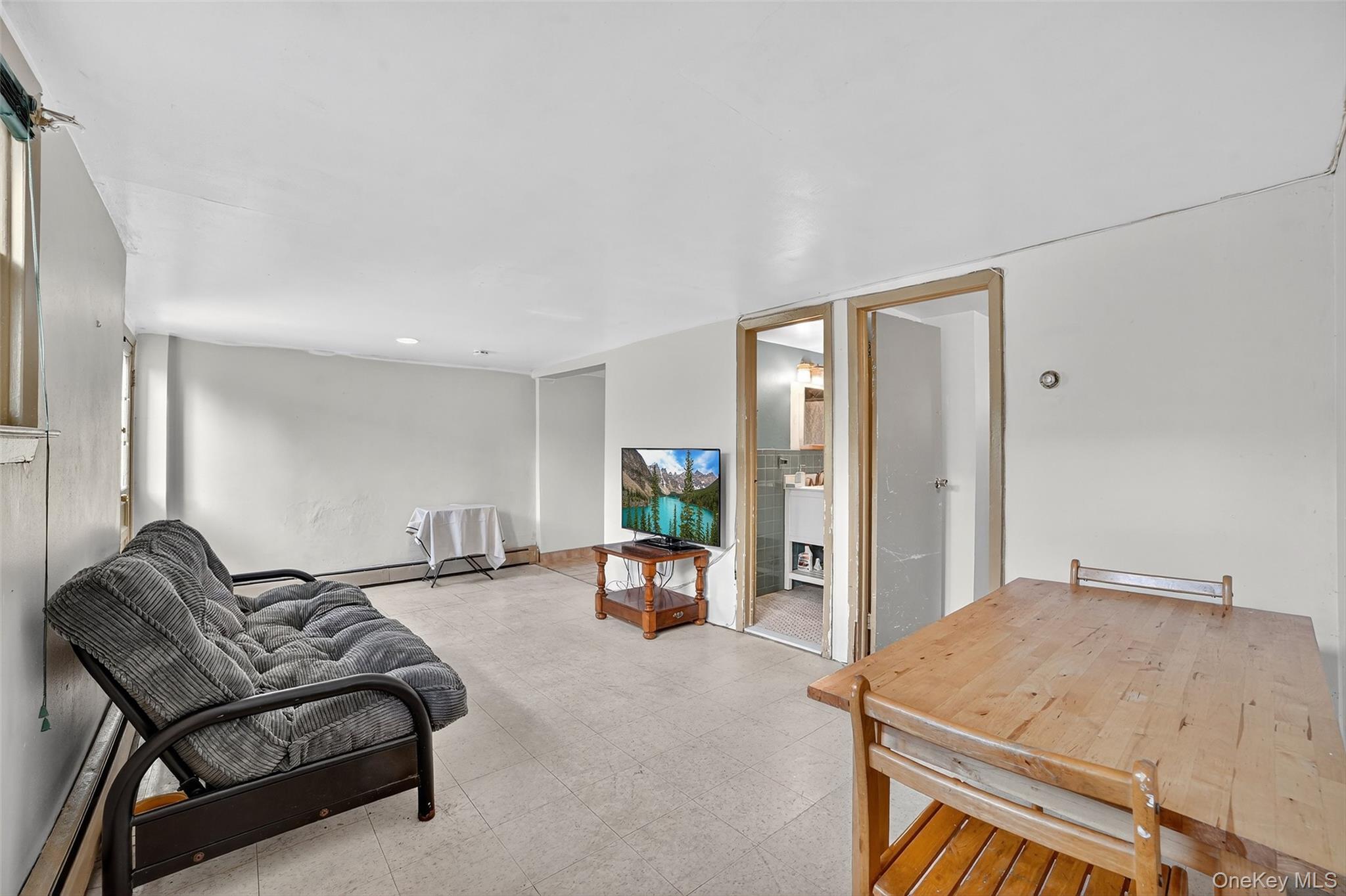 23 Mansion Avenue, Yonkers, NY 10704