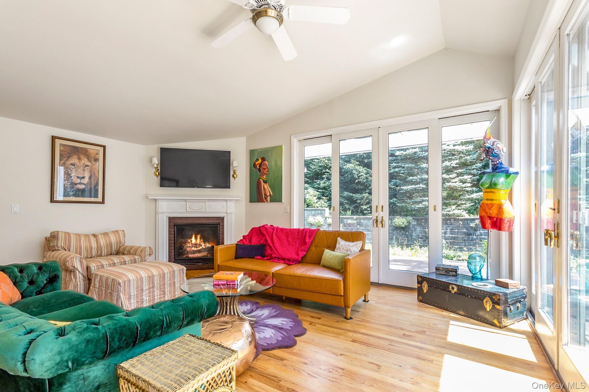 20-22 Bel Air Drive, Rhinebeck, NY 12572