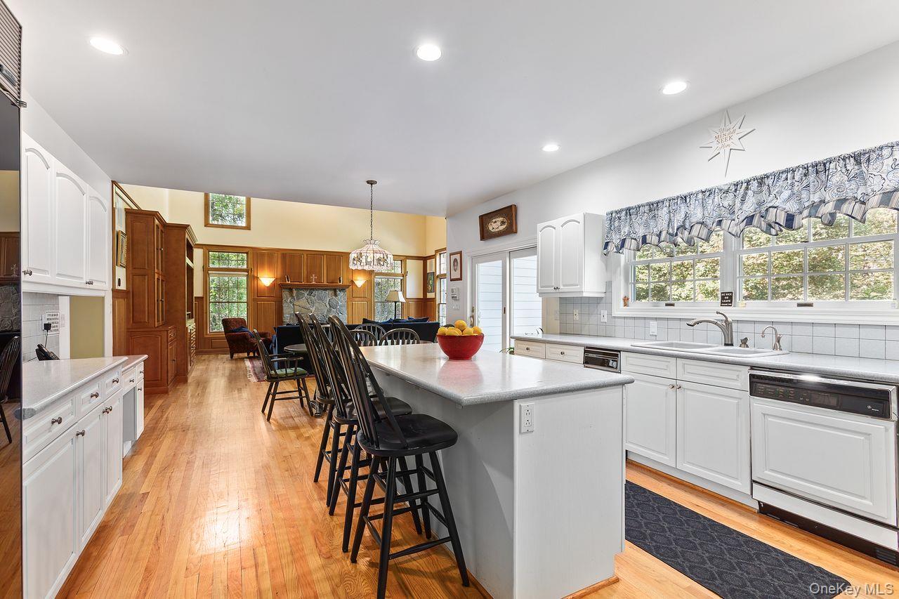 17 Brundige Drive, Goldens Bridge, NY 10526