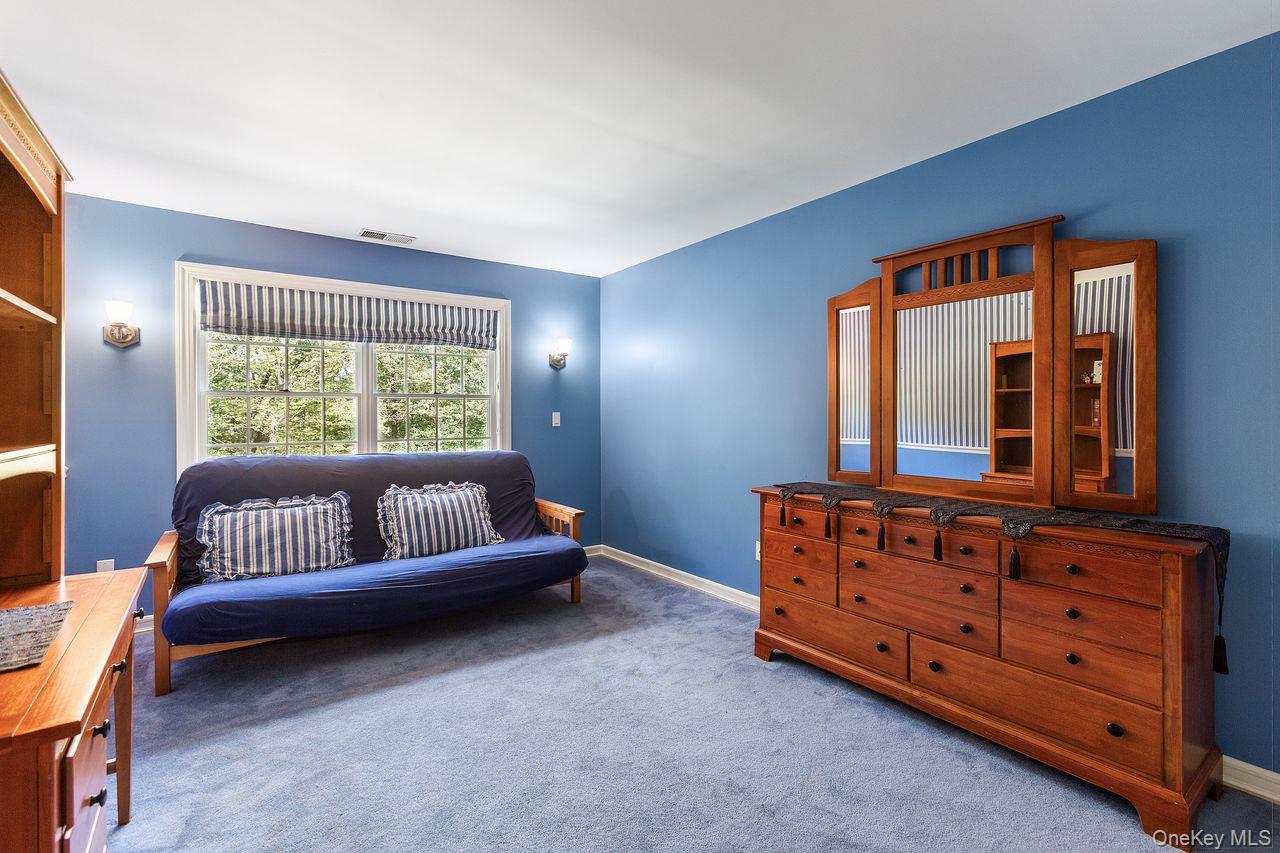 17 Brundige Drive, Goldens Bridge, NY 10526