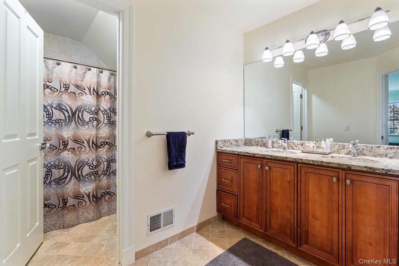 17 Brundige Drive, Goldens Bridge, NY 10526