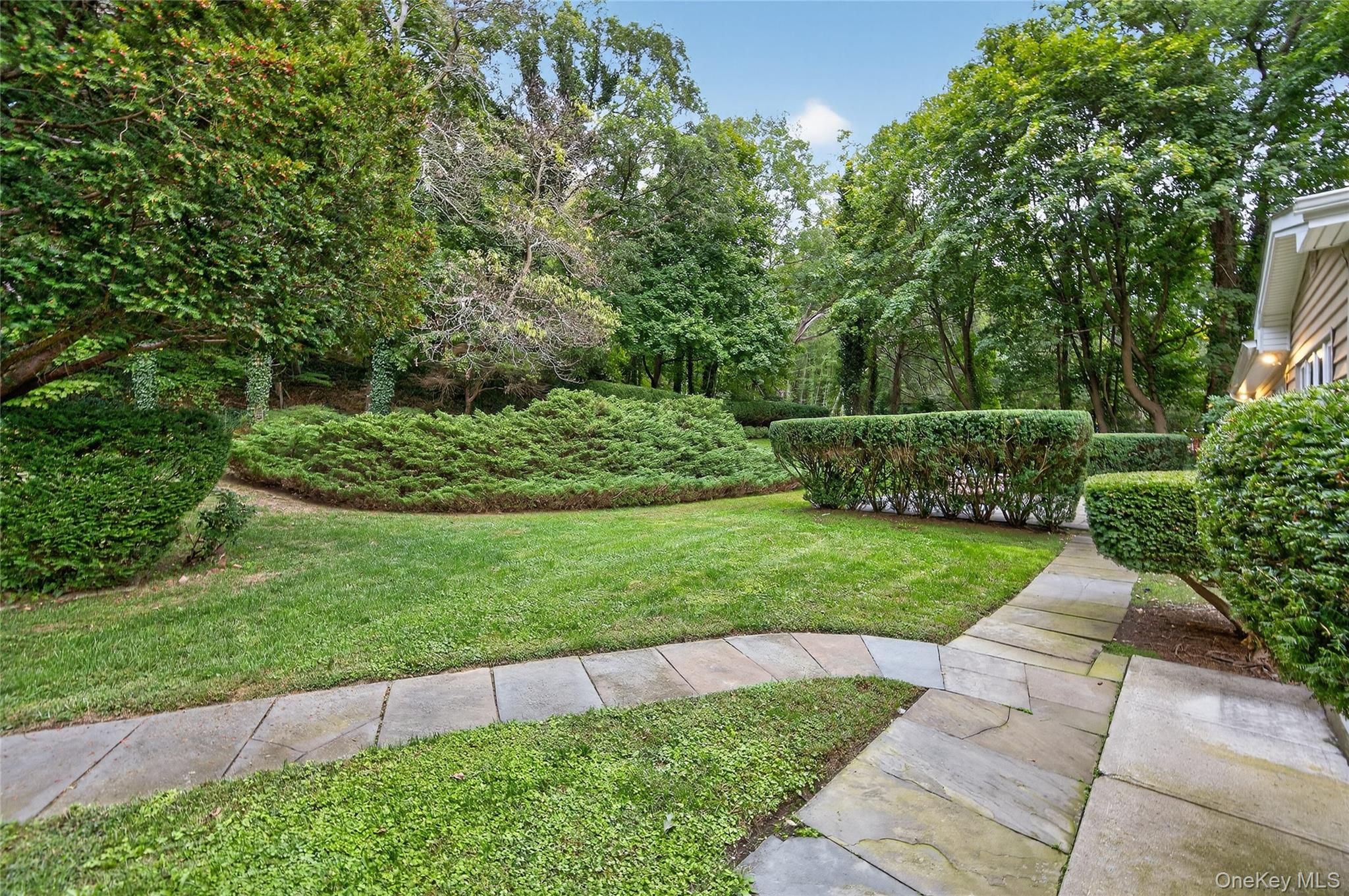 634 Park Avenue, Huntington, NY 11743