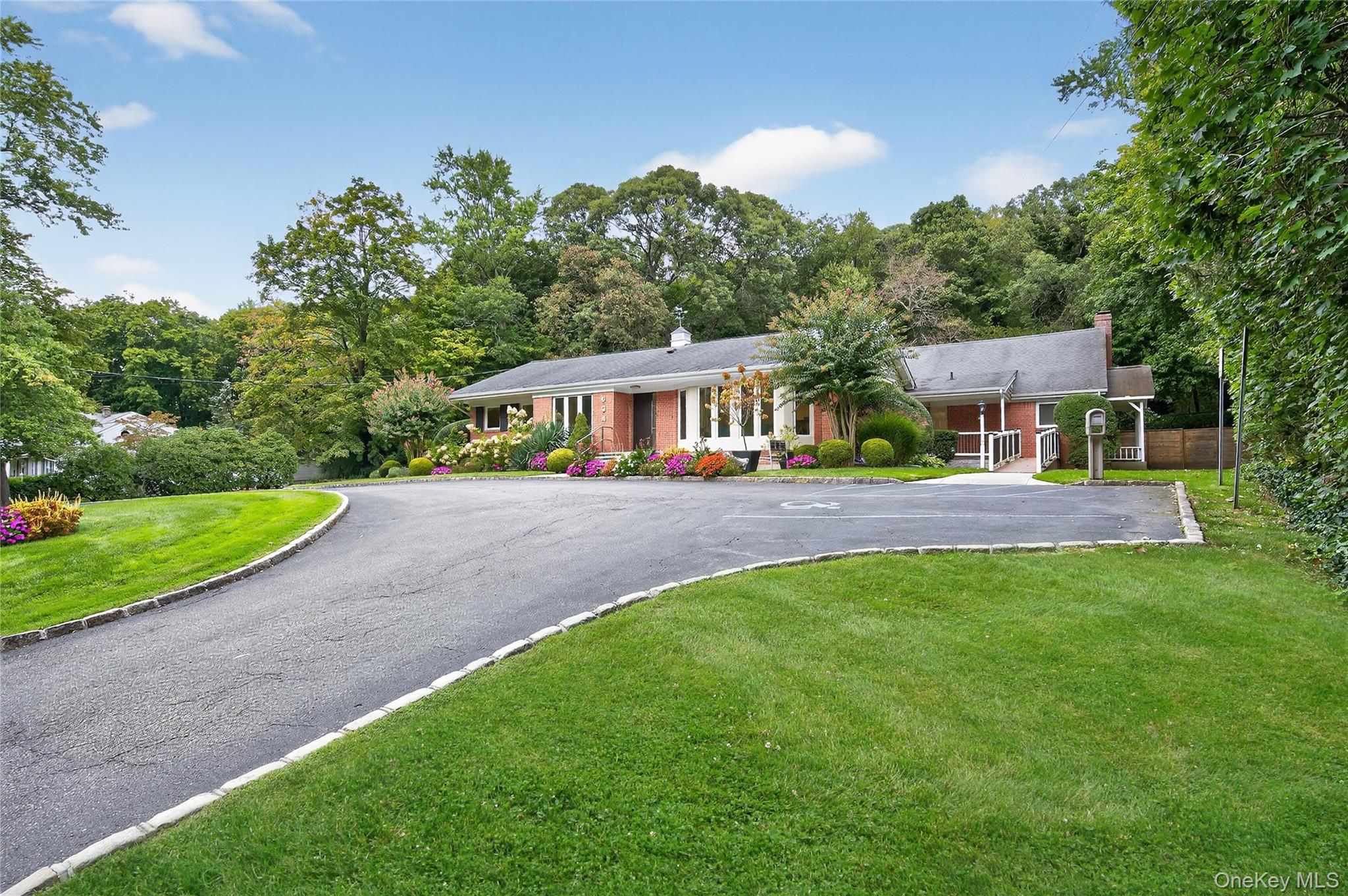 634 Park Avenue, Huntington, NY 11743