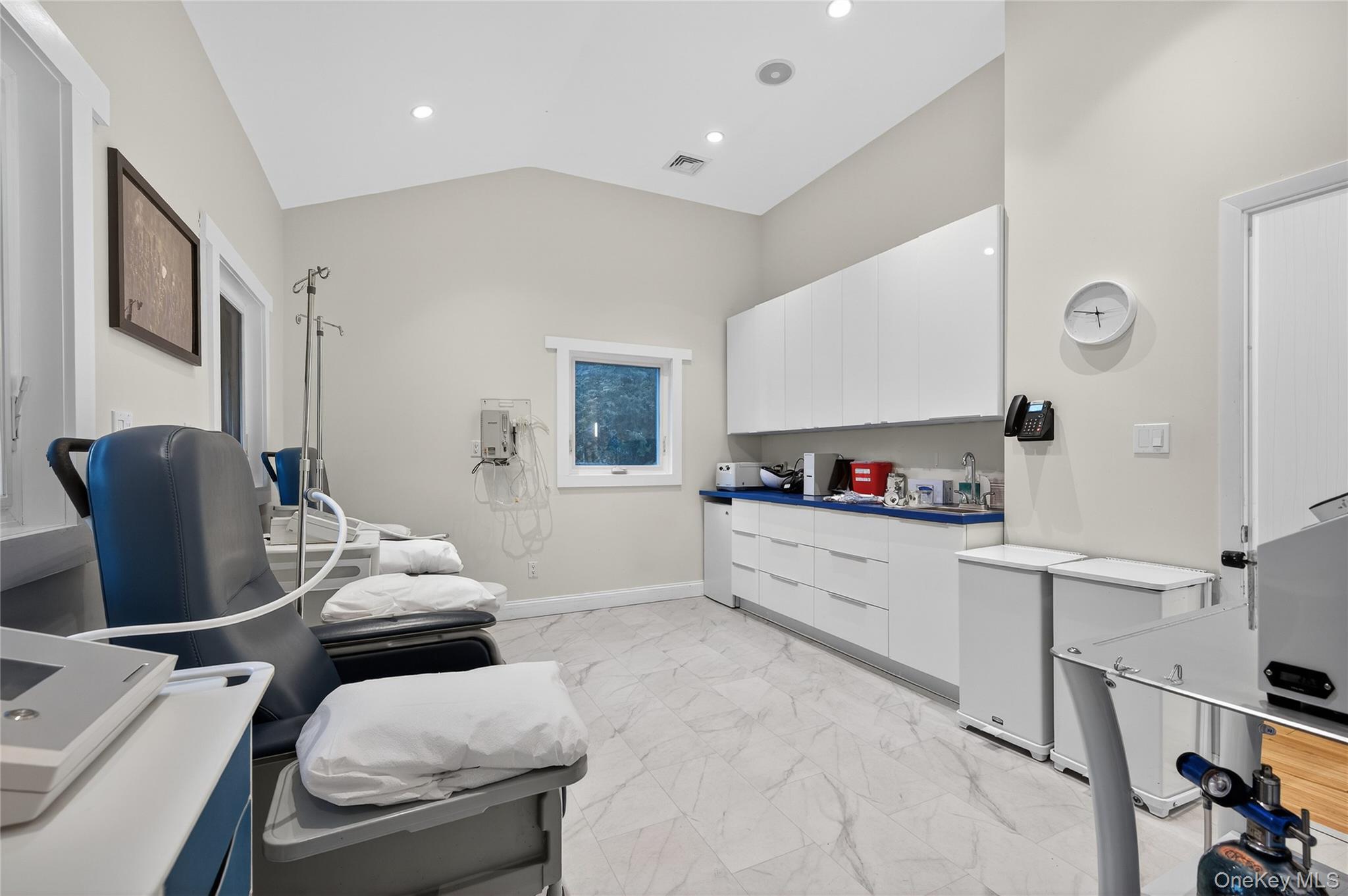 634 Park Avenue, Huntington, NY 11743