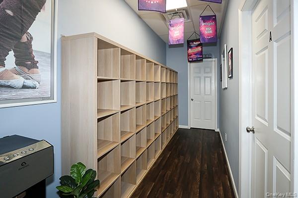 68 Merrick Road, Lynbrook, NY 11563