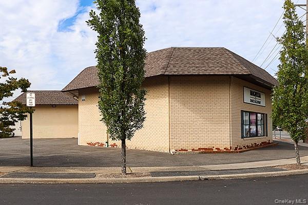 68 Merrick Road, Lynbrook, NY 11563