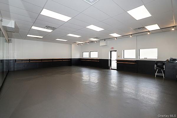 68 Merrick Road, Lynbrook, NY 11563