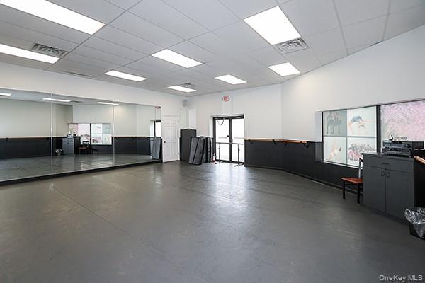 68 Merrick Road, Lynbrook, NY 11563