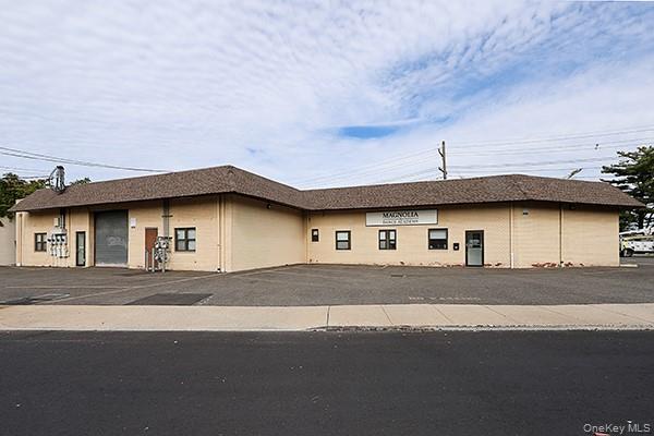 68 Merrick Road, Lynbrook, NY 11563