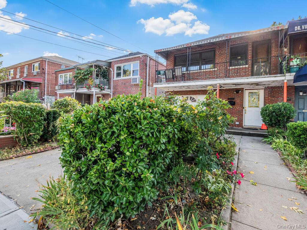 1863 Williamsbridge Road, Bronx, NY 10461