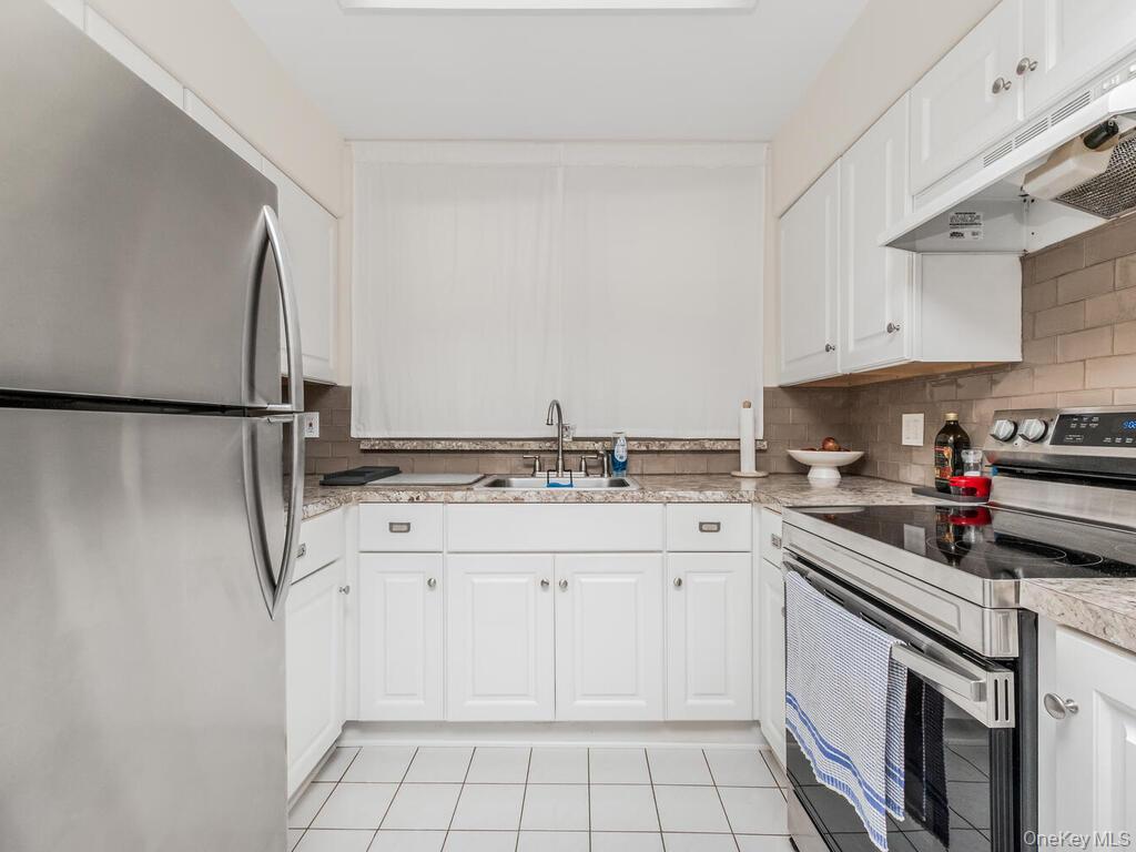 1863 Williamsbridge Road, Bronx, NY 10461