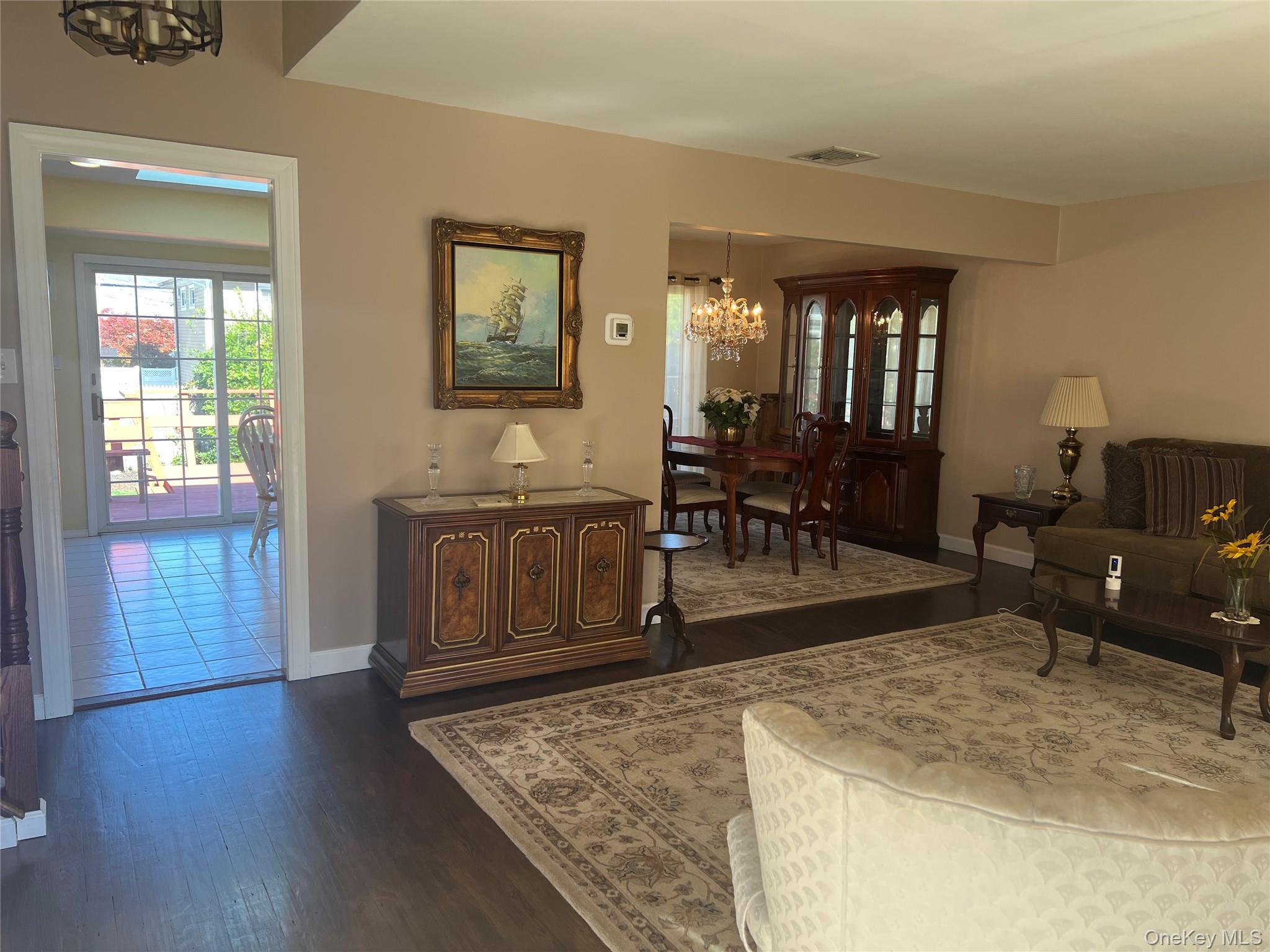 417 Cooper Road, North Babylon, NY 11703