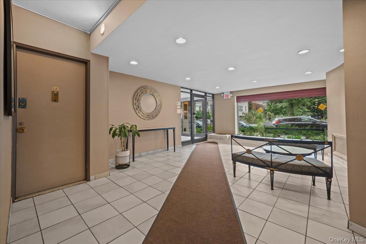 3235 Cambridge ave # 5j, Bronx, NY 10463