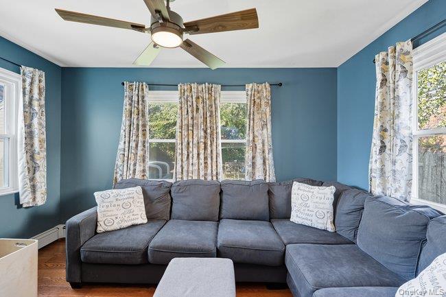 71 Dogwood Avenue, Malverne, NY 11565