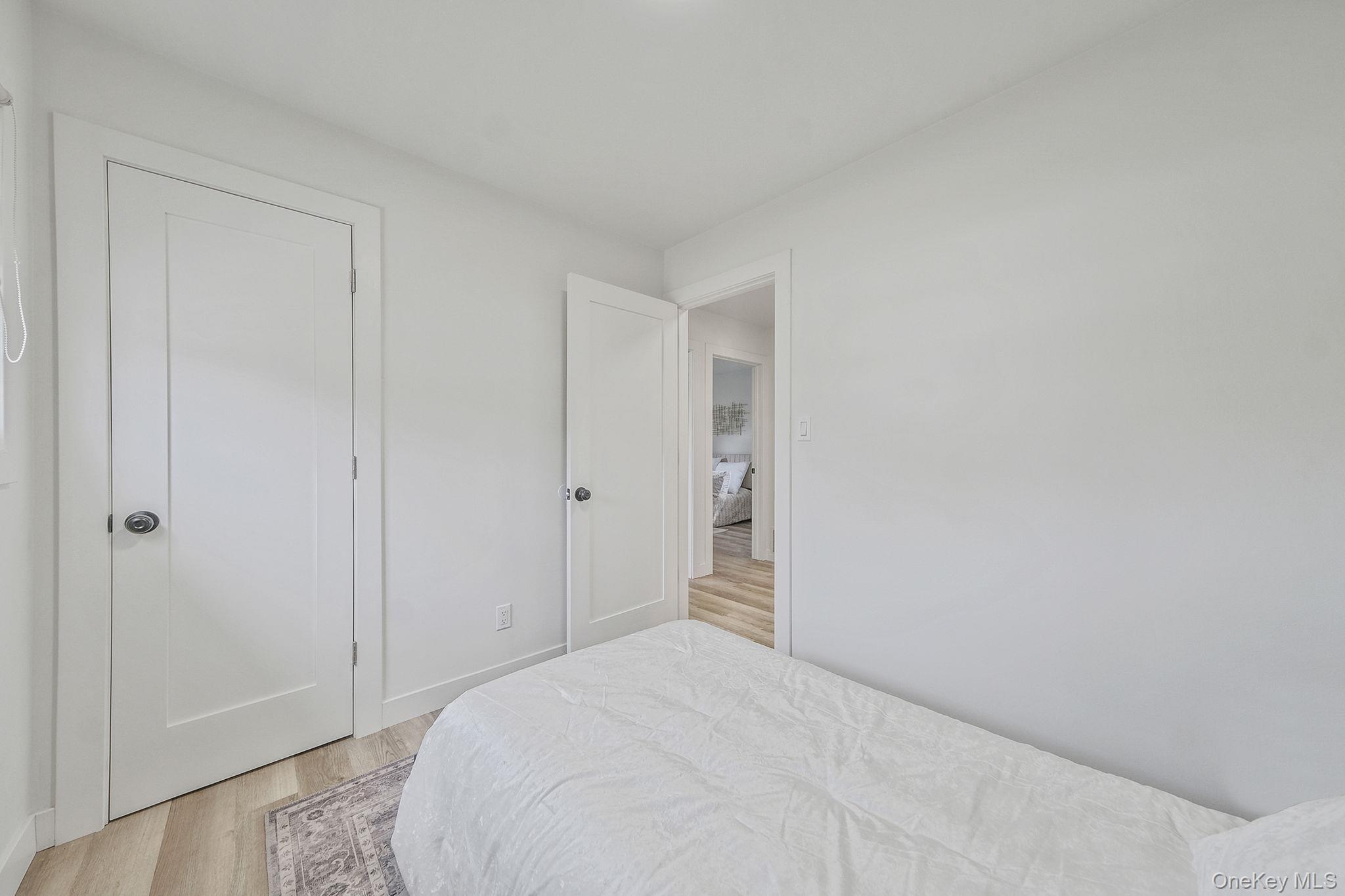 120 Manhattan Avenue, West Babylon, NY 11704