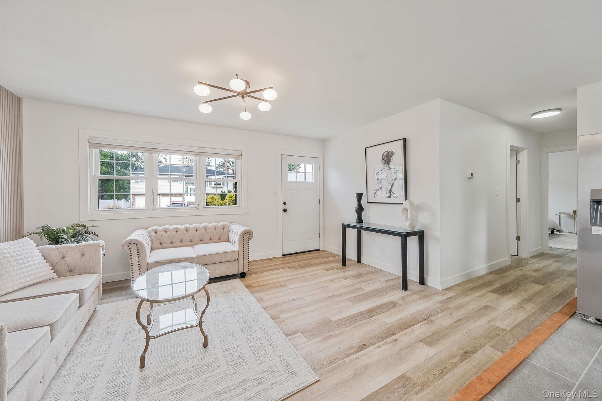 120 Manhattan Avenue, West Babylon, NY 11704