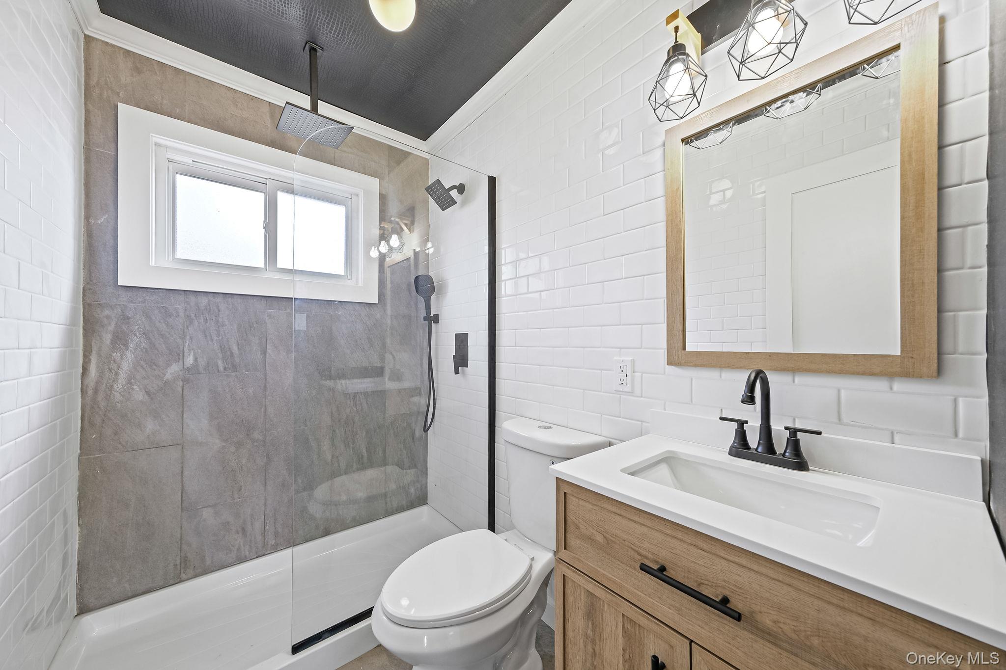 120 Manhattan Avenue, West Babylon, NY 11704