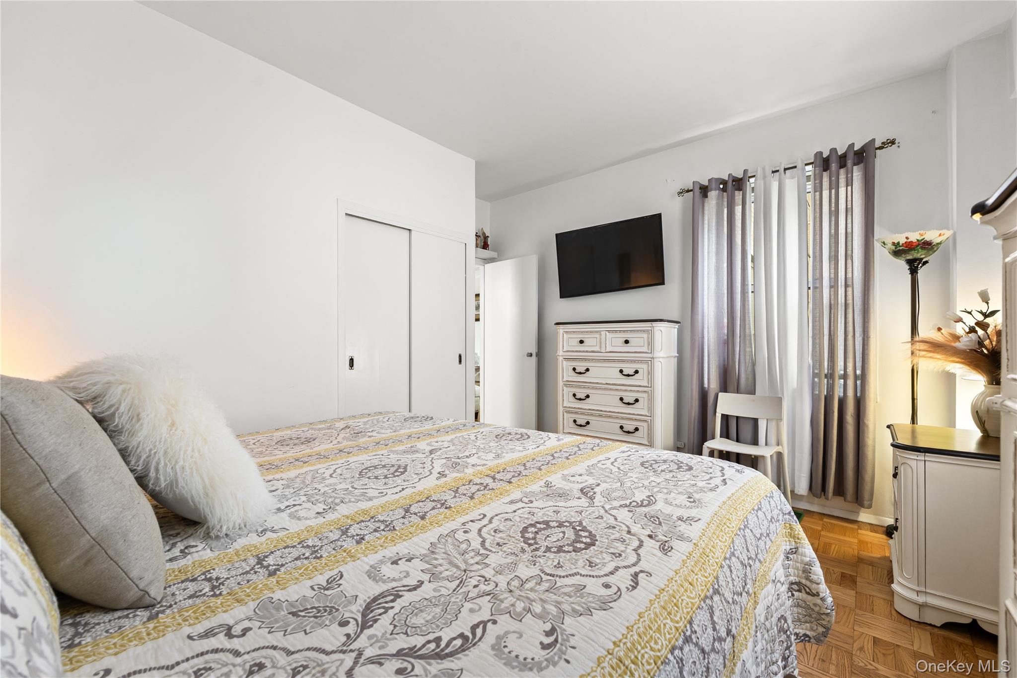 3 Fordham Hill Oval # 3C, Bronx, NY 10468