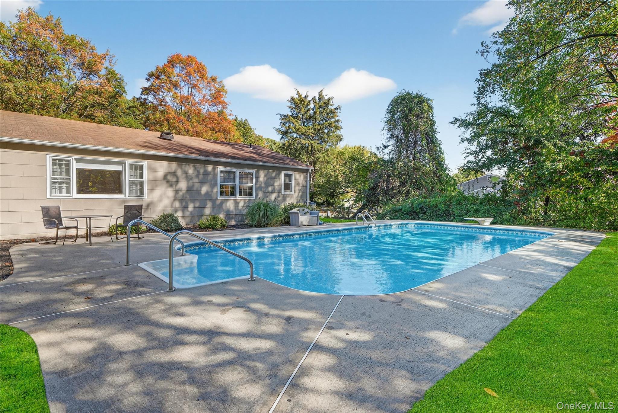 37 Continental Drive, West Nyack, NY 10994