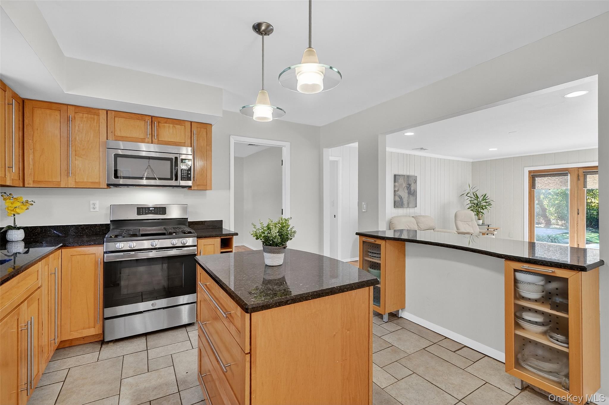 37 Continental Drive, West Nyack, NY 10994