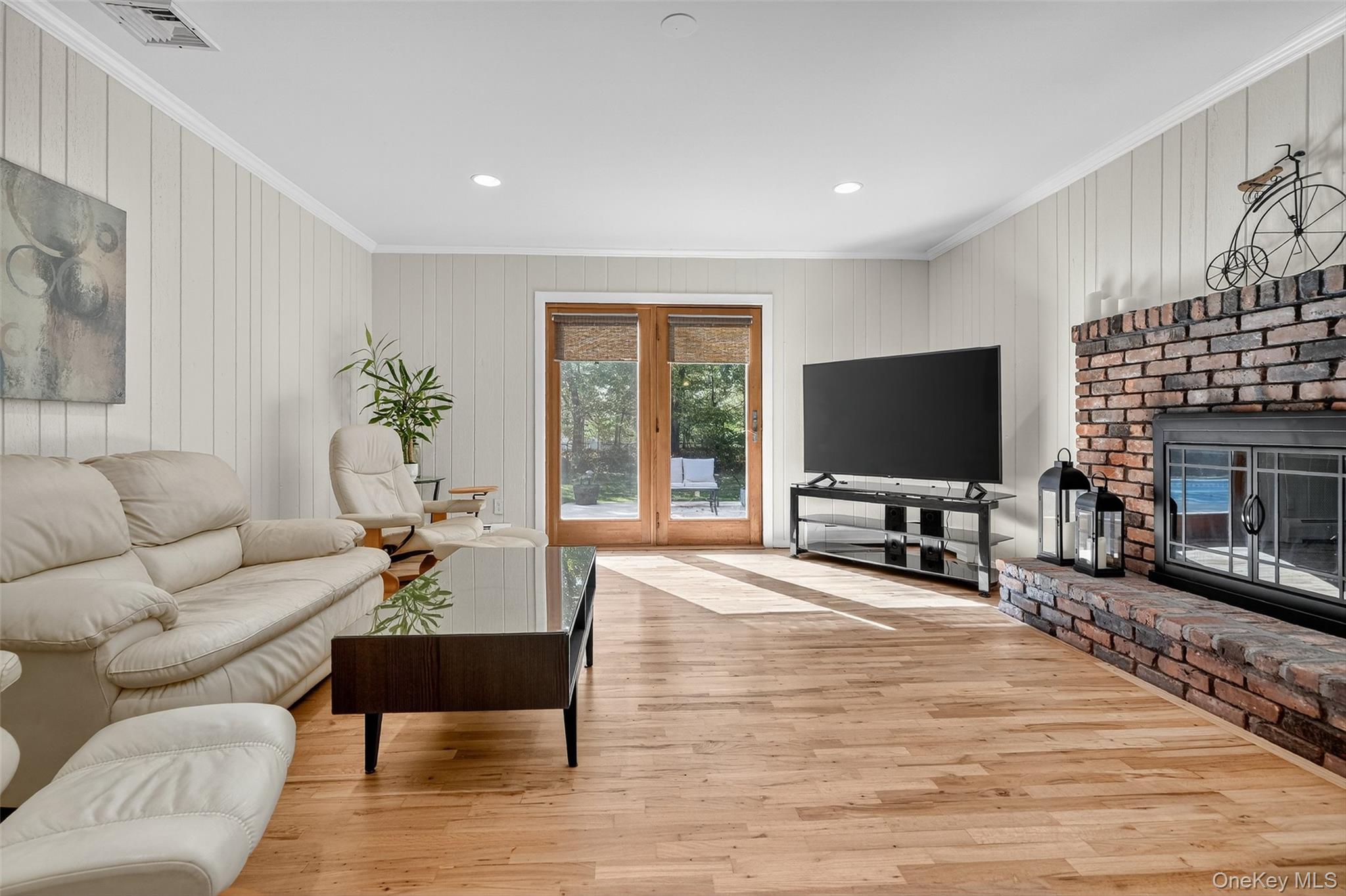 37 Continental Drive, West Nyack, NY 10994