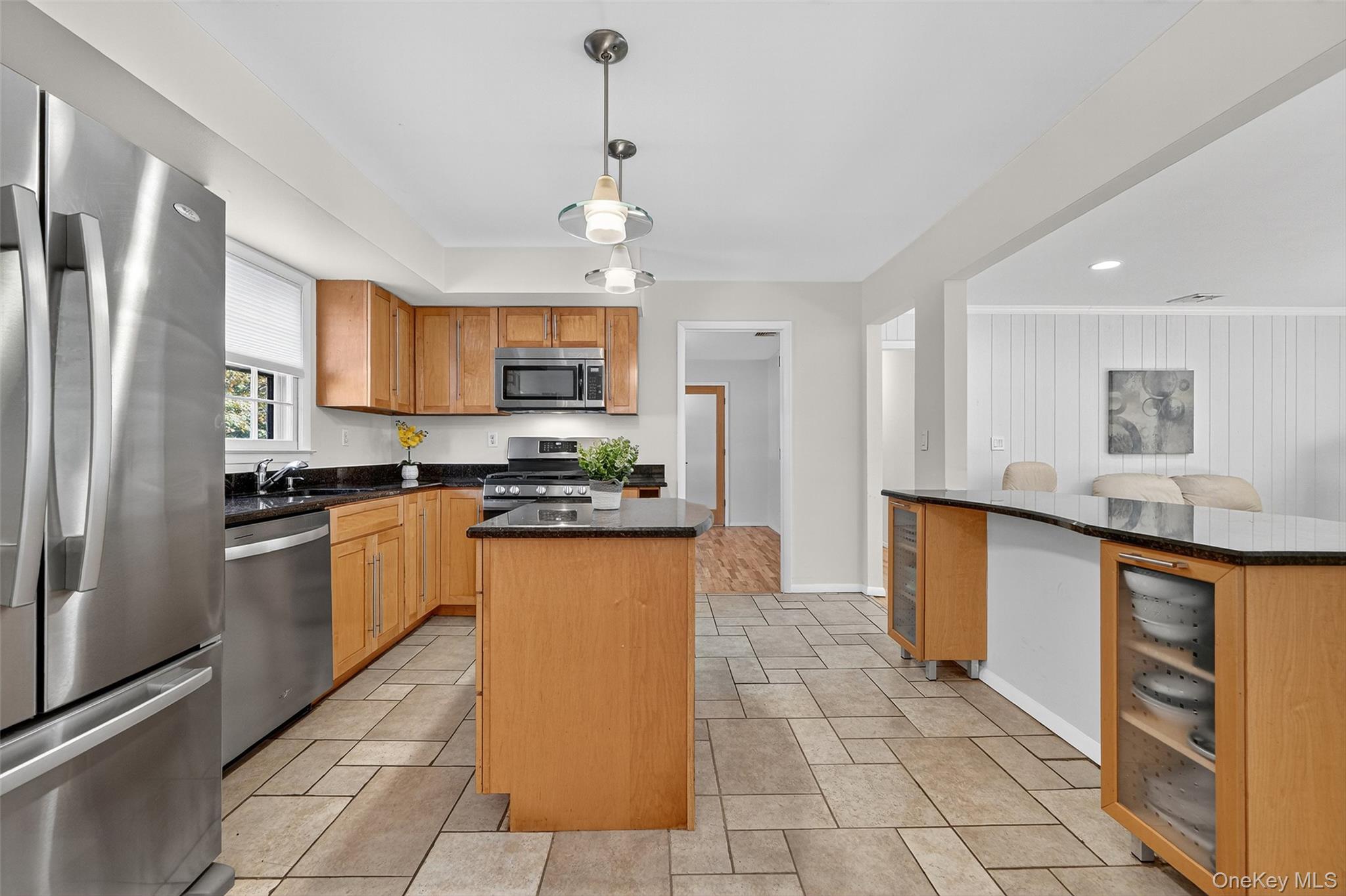 37 Continental Drive, West Nyack, NY 10994